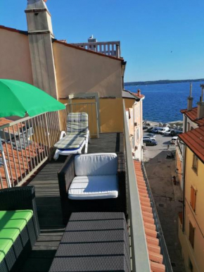 Гостиница Apartments Gina  Пиран